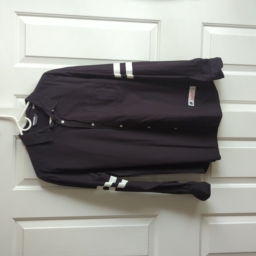 Undefeated stripe button down